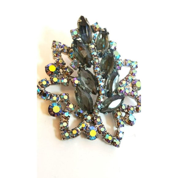 Vintage Silver Green AB Gemstones Green Rhinestone Accents Raised Women's Brooch - Picture 2 of 7